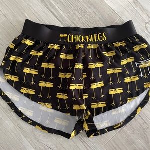 Chicknlegs Women's Running Short Size Small Midnight Mile 1.5"